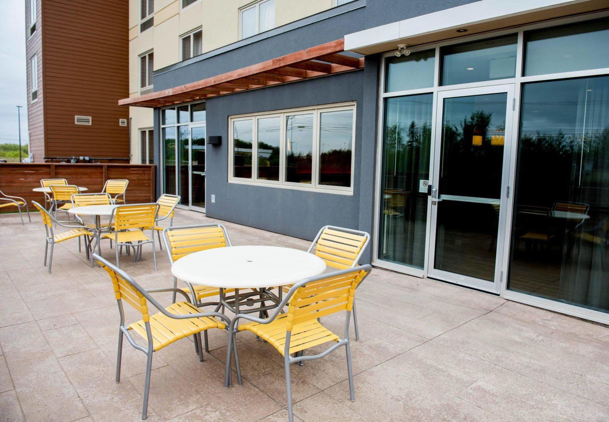 Fairfield Inn & Suites By Marriott Moncton Exterior foto